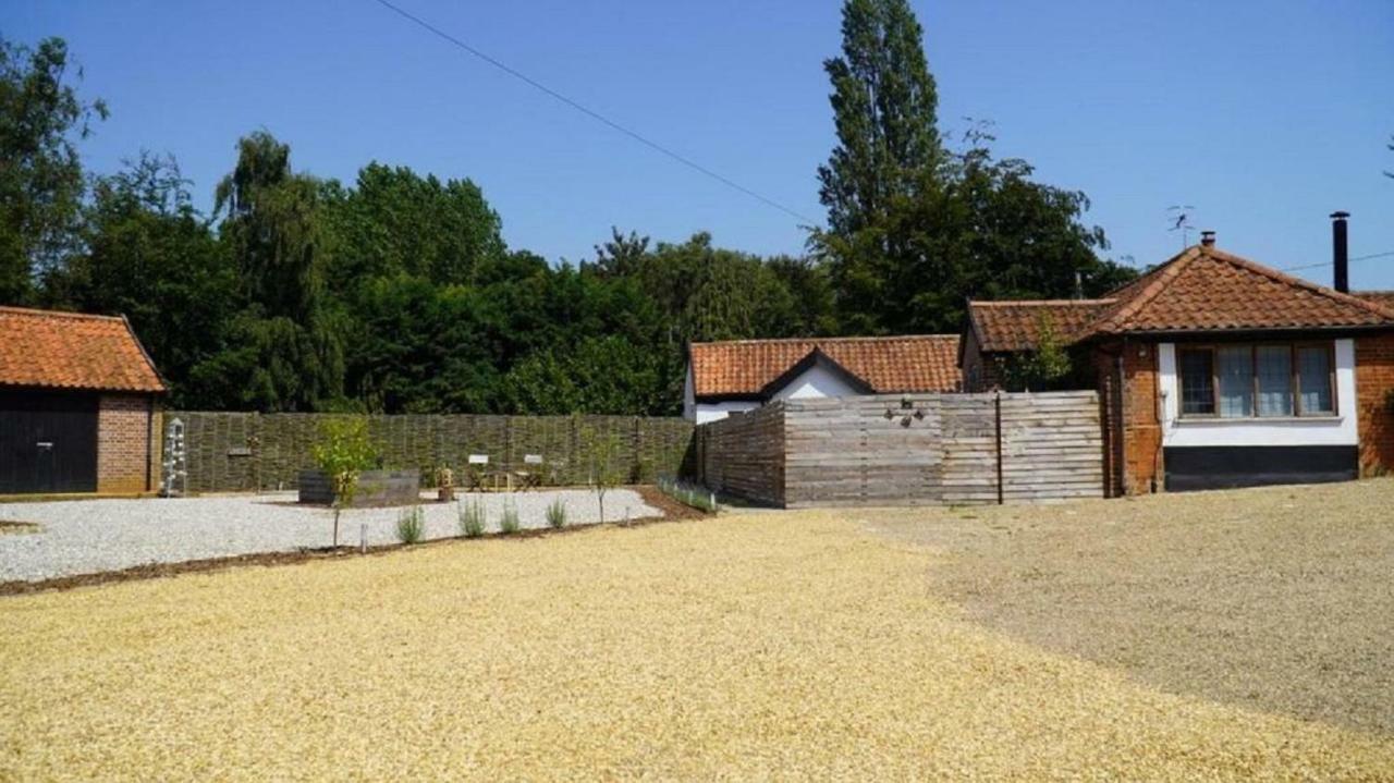Fazeboon Cottages Chillesford Bagian luar foto